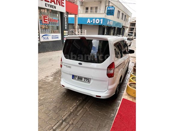 Sahibinden Ford Tourneo Courier 1.5  TDCİ Deluxe 2023 Model 