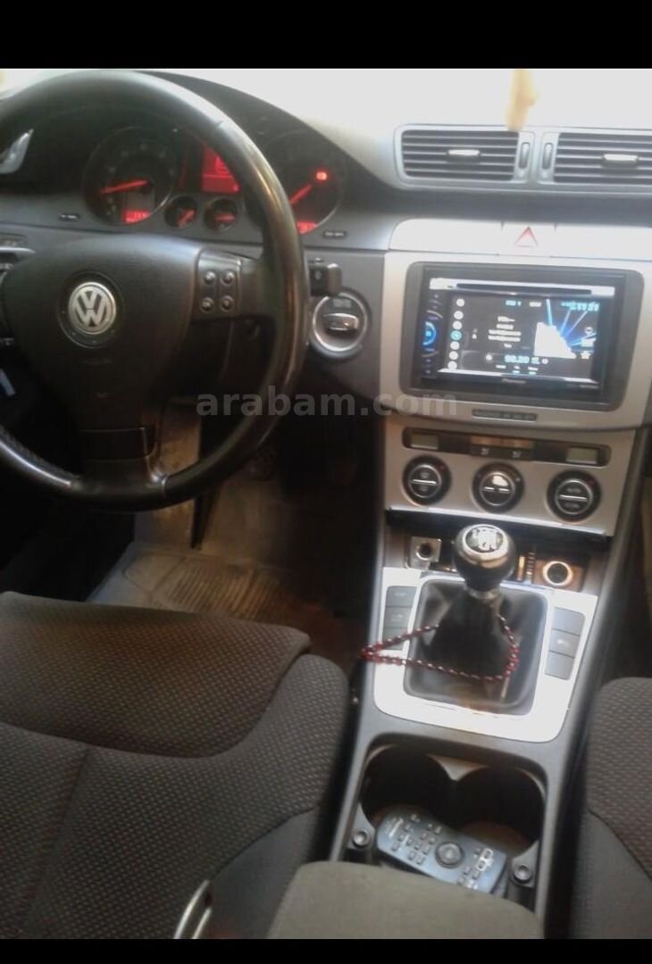 Sahibinden Volkswagen Passat 1.6 FSi Comfortline 2005 Model İstanbul 349.000 km Gri (Gümüş) 5