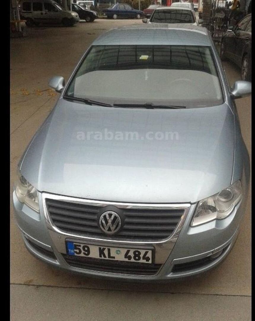 Sahibinden Volkswagen Passat 1.6 FSi Comfortline 2005 Model İstanbul 349.000 km Gri (Gümüş) 3