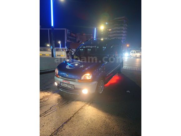 Sahibinden Renault Kangoo 1.4 Pampa 2000 Model  380.000 km Mavi