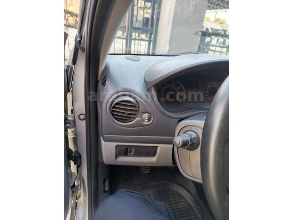 Sahibinden Renault Clio 1.4 Authentique 2006 Model