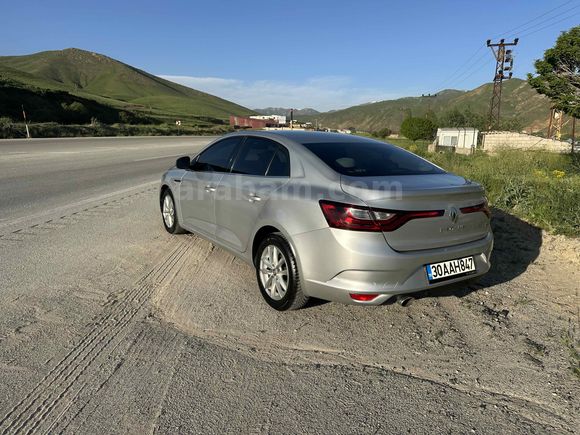 Sahibinden Renault Megane 1.5 dCi Touch 2018 Model 