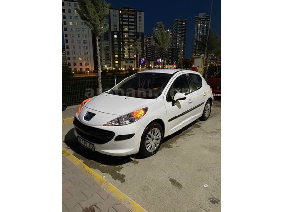SAHİBİNDEN 178BİN KM HATASIZ 207 1.4HDİ