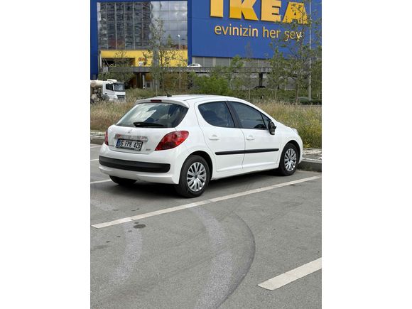 SAHİBİNDEN 178BİN KM HATASIZ 207 1.4HDİ