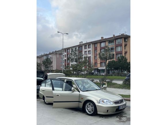 Sahibinden Honda Civic 1.6 i ES 2000 Model 