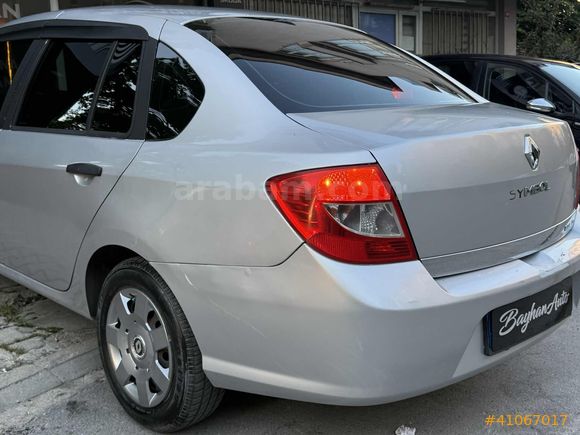 2012 symbol 1.5 dci Authentique