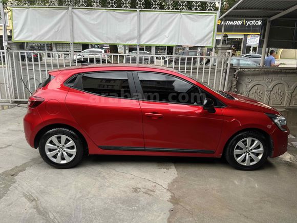 Sahibinden Renault Clio 1.0 TCe Joy 2023 Model 