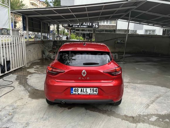 Sahibinden Renault Clio 1.0 TCe Joy 2023 Model 