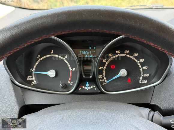 01 SEYMEN'DEN 2022 FORD COURİER-TİTANİUM PLUS - HATASIZ/BOYASIZ!