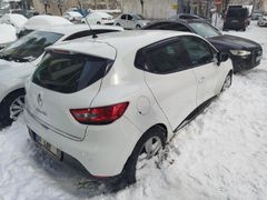 Sahibinden Renault Clio 1.2 Icon 2015 Model  130.000 km Beyaz