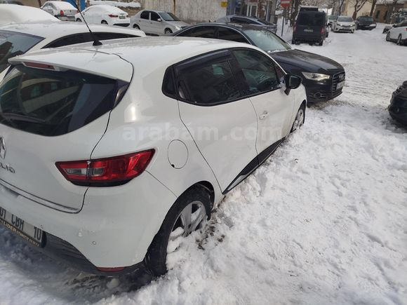 Sahibinden Renault Clio 1.2 Icon 2015 Model  130.000 km Beyaz