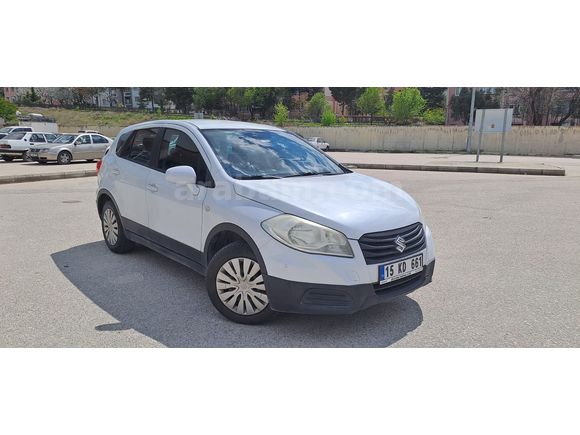 Sahibinden Suzuki SX4 S-Cross 1.6 GL 2013 Model 