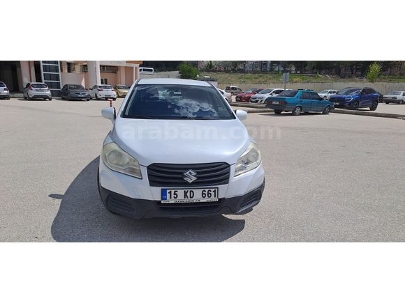 Sahibinden Suzuki SX4 S-Cross 1.6 GL 2013 Model 