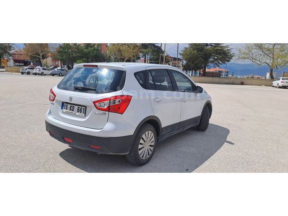 Sahibinden Suzuki SX4 S-Cross 1.6 GL 2013 Model 