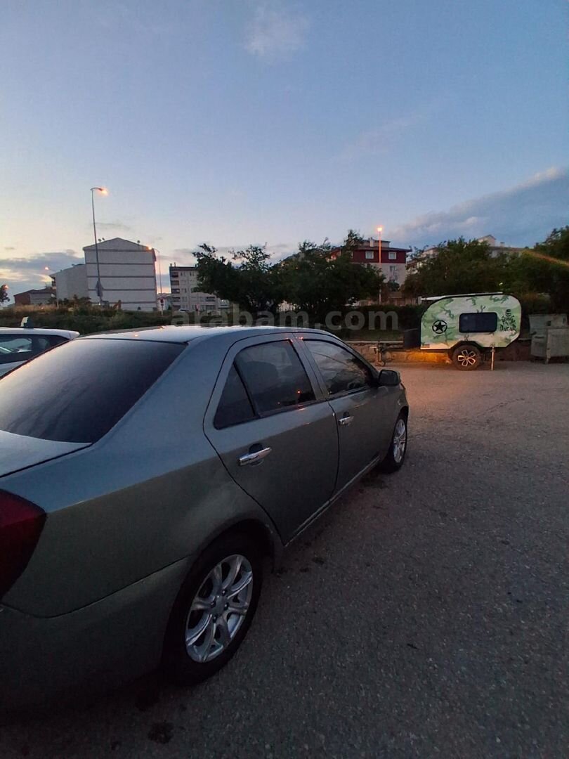 Sahibinden Geely Familia 1.5 Comfort 2009 Model Ankara 271.917 km Gri 3