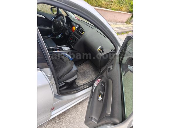 Sahibinden Citroen C4 1.6 e-HDi Confort 2011 Model