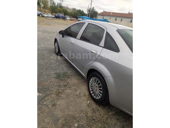 Sahibinden Fiat Linea 1.3 Multijet Pop 2013 Mode yuro 5 Motor.Doblo beye düşük model araçlarla takas olurl