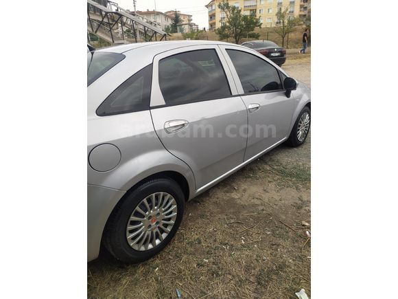 Sahibinden Fiat Linea 1.3 Multijet Pop 2013 Mode yuro 5 Motor.Doblo beye düşük model araçlarla takas olurl