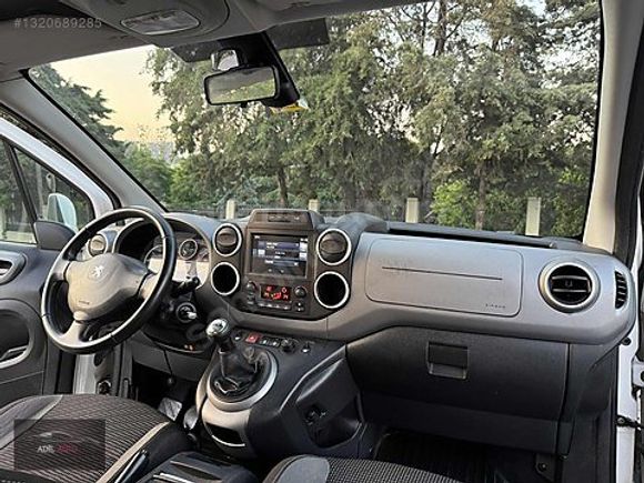 2016 MODEL CAM TAVANLI EN DOLUSU 161 BİN KM'DE