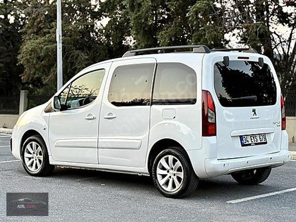 2016 MODEL CAM TAVANLI EN DOLUSU 161 BİN KM'DE