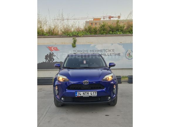 Extralı Yaris Cross Dream