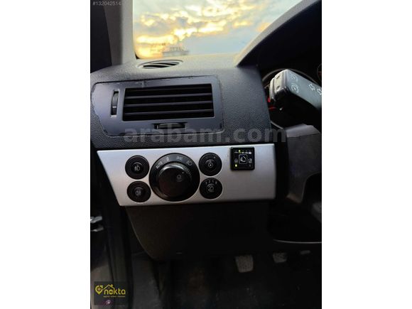 2009 HATASIZ / 237 BİN KM'de / 1,6 ENJOY ELG