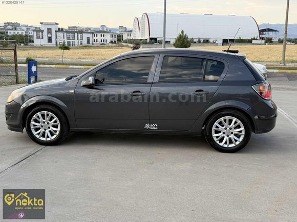2009 HATASIZ / 237 BİN KM'de / 1,6 ENJOY ELG