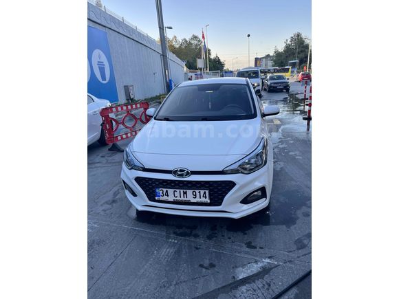 Sahibinden Hyundai i20 1.4 MPI Jump 2019 Model 