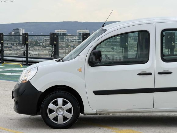 KANGOO 3..DEĞİŞENSİZ..BOYASIZ..ÇİFT SÜRGÜ..TEK KAPAK.KLIMALI