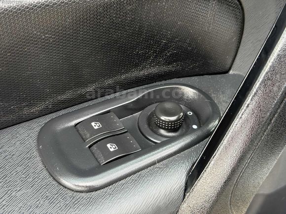 KANGOO 3..DEĞİŞENSİZ..BOYASIZ..ÇİFT SÜRGÜ..TEK KAPAK.KLIMALI