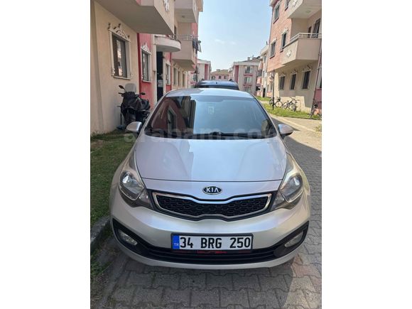 SAHİBİNDEN 169.100 KM BAKIMLI MASRAFSIZ 2012 MODEL 