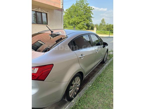 SAHİBİNDEN 169.100 KM BAKIMLI MASRAFSIZ 2012 MODEL 