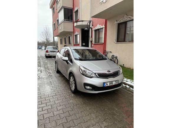 SAHİBİNDEN 169.100 KM BAKIMLI MASRAFSIZ 2012 MODEL 