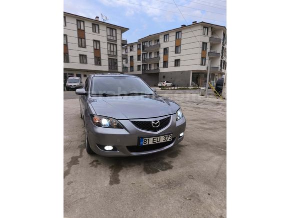 Değişensiz Mazda 3 1.6 Dynamic 2004 Model
