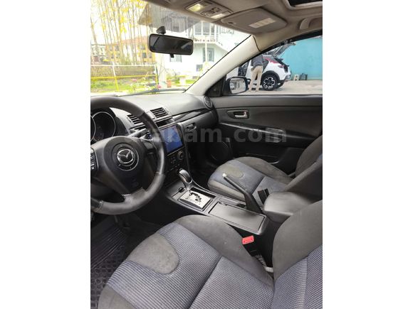 Değişensiz Mazda 3 1.6 Dynamic 2004 Model