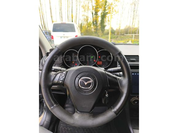 Değişensiz Mazda 3 1.6 Dynamic 2004 Model