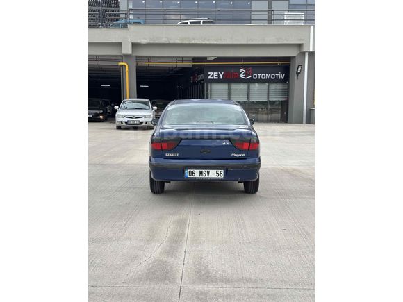 Galeriden Renault Megane 1.6 RNA 1999 Model Ankara