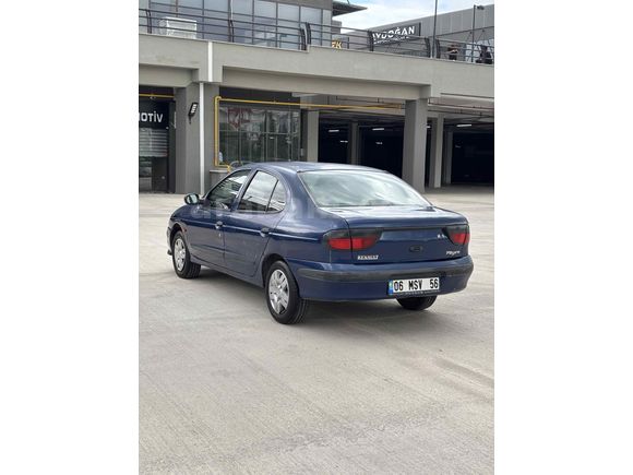 Galeriden Renault Megane 1.6 RNA 1999 Model Ankara