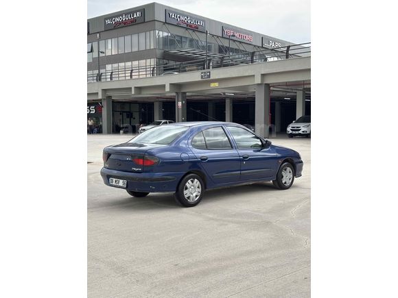 Galeriden Renault Megane 1.6 RNA 1999 Model Ankara
