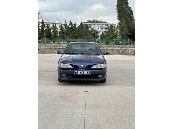 Galeriden Renault Megane 1.6 RNA 1999 Model Ankara