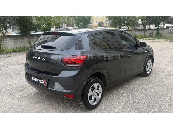 2023 HATASIZ BOYASIZ HASAR KAYITSIZ 49 BİNDE OTOMATİK VİTES
