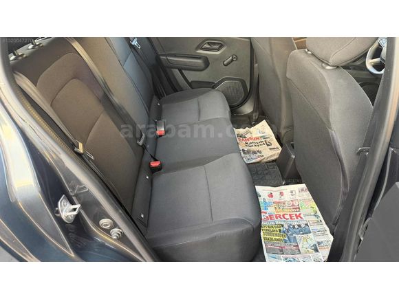 2023 HATASIZ BOYASIZ HASAR KAYITSIZ 49 BİNDE OTOMATİK VİTES