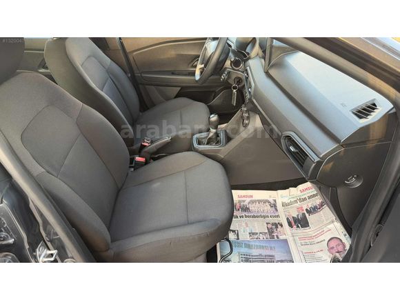 2023 HATASIZ BOYASIZ HASAR KAYITSIZ 49 BİNDE OTOMATİK VİTES