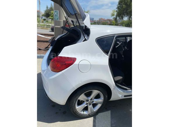 Sahibinden Opel Astra 1.6 Enjoy 2011 Model 