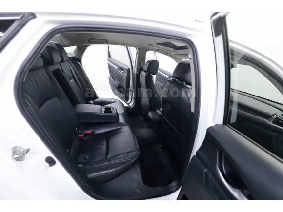 0,79 KREDİ 2019 MODEL HONDA CIVIC 1.6 İ DTEC EXECUTİVE OTOMATİK