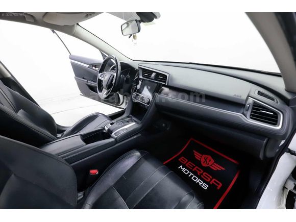 0,79 KREDİ 2019 MODEL HONDA CIVIC 1.6 İ DTEC EXECUTİVE OTOMATİK