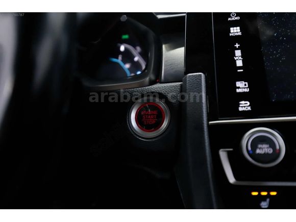 0,79 KREDİ 2019 MODEL HONDA CIVIC 1.6 İ DTEC EXECUTİVE OTOMATİK