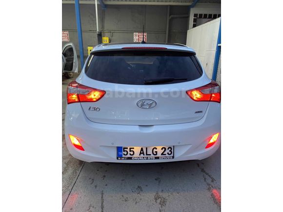 MEMURDAN ACİL MASRAFSIZ HYUNDAİ İ30 2014 ELİTE 