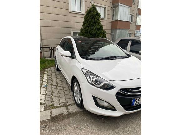 MEMURDAN ACİL MASRAFSIZ HYUNDAİ İ30 2014 ELİTE 