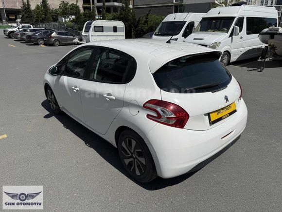 2013 MODEL ÖĞRETMENDEN DEĞİŞENSZ 208 1.4 HDİ